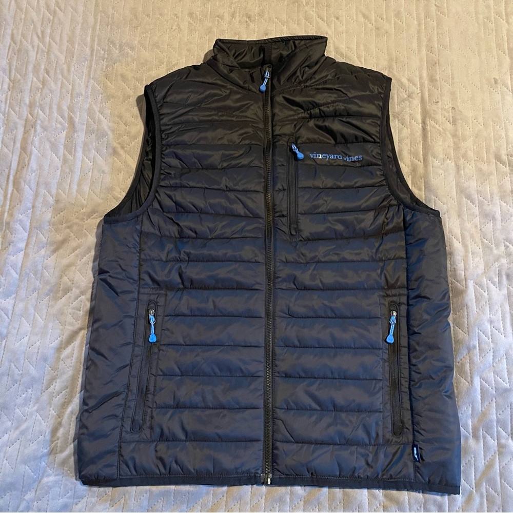Vineyard Vines‎ puffer vest mens size small NWOT black